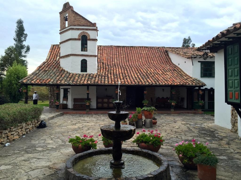 Hotel San Luis De Ucuenga Nobsa Eksteriør billede